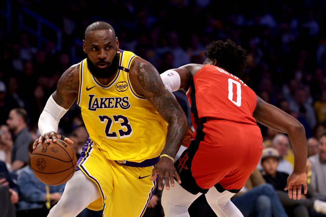 巴克利：詹姆斯已4年没取得成功+该离开，湖人是东契奇球队